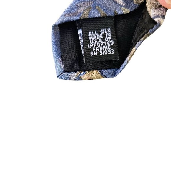 Tango Tropicals Silk Tie Tan Blue 4 in x 29 in Made in USA Vintage Y2K - Picture 5 of 6